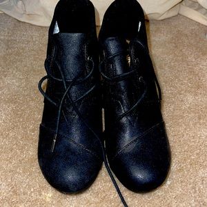 Shimmer Black Toms wedge bootie